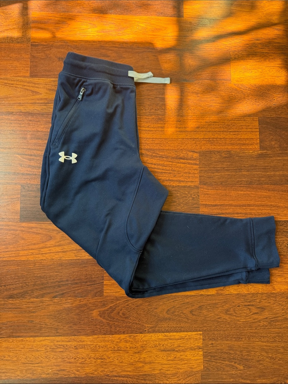 Under Armour Kids Navy Joggers EUC